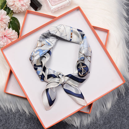 シルクスカーフプリント柄小さなスカーフ女性何とでも合うエレガント気質ネッカチーフ