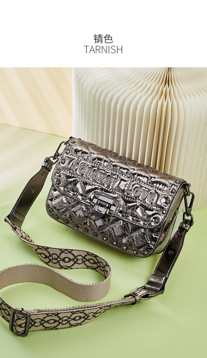 レディースバッグファッション本革チェーンバッグリベットシングルブロードバンドスクエアバッグトレンドショルダーバッグ.ポシェット