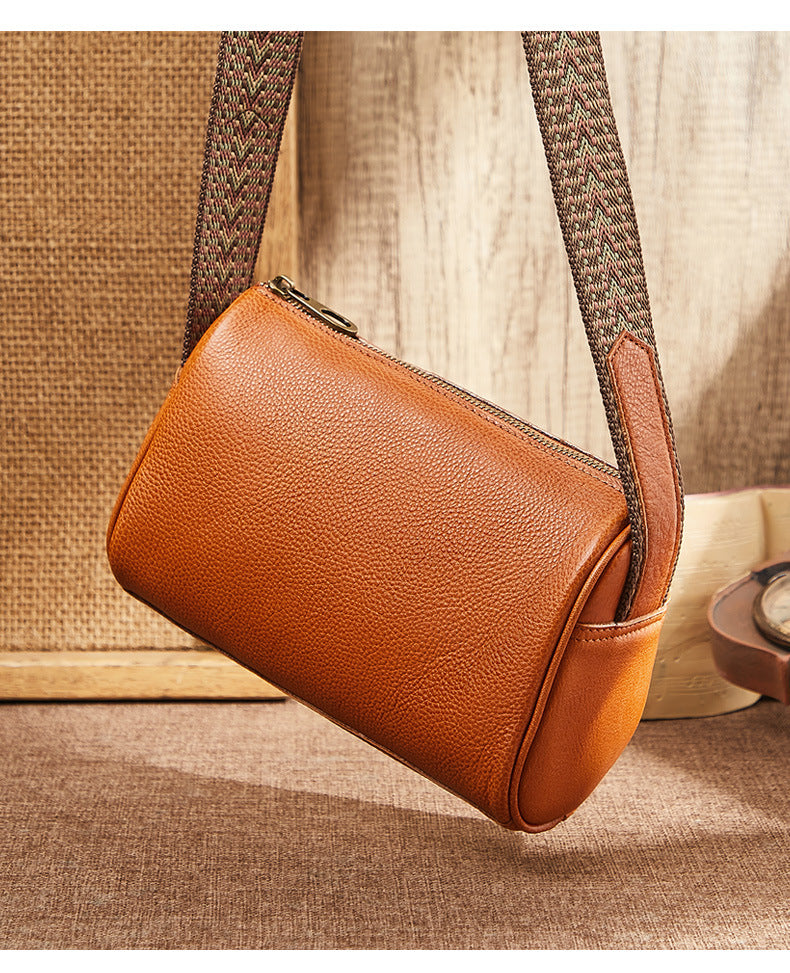 レディースバッグレトロ大容量牛革ブロードバンドシンプル通勤OL何とでも合うショルダーバッグ.ポシェット