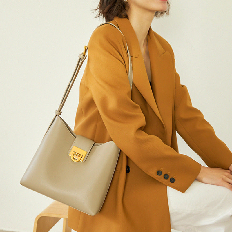 本革レディースバッグフレンチミニバケツバッグファッション何とでも合う斜め掛けバッグショルダーバッグ.ポシェット