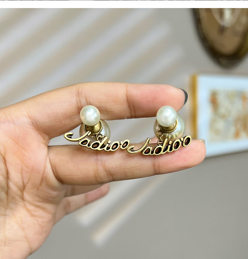 AOMIDIORレディーファッション高級感耳飾り 気質 精緻女性イヤリング EH0125