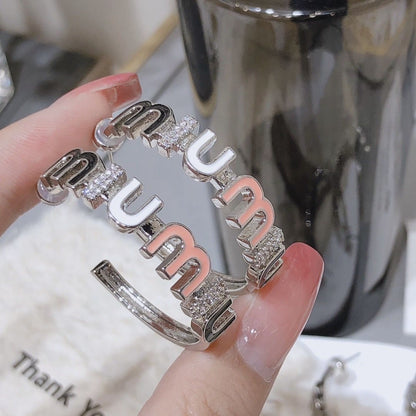 MiuMiu レディーファッション高級感耳飾り 気質 精緻女性イヤリング EH0225