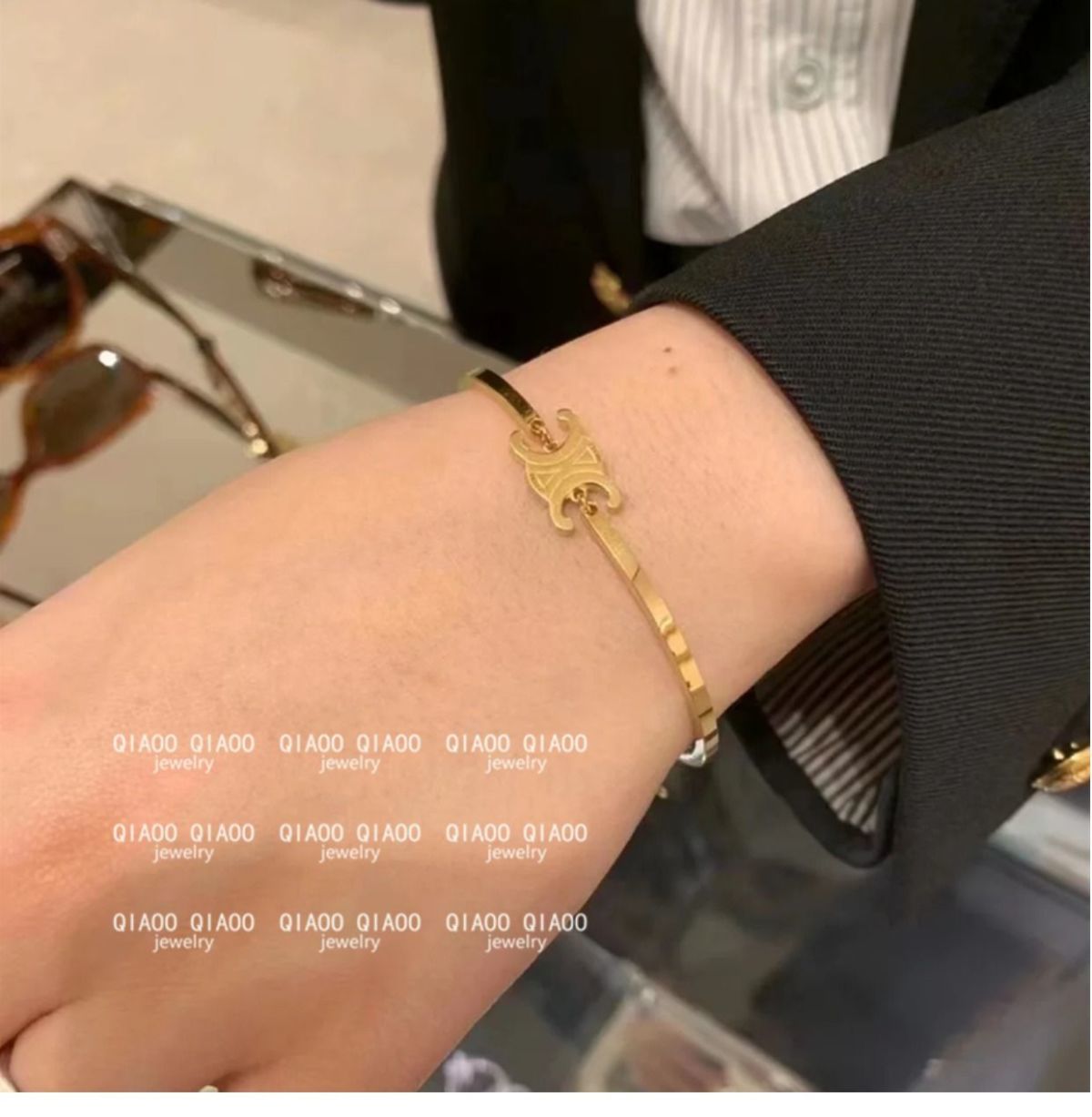 CELINE 人気ファッションアクセサリー 手飾り  高級感 気質 女性ブレスレット