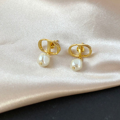 AOMIDIOR女性イヤリング 高級感 気質 精緻 レディーファッション耳飾り CDEH0097