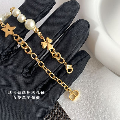 AOMIDIOR 女性ブレスレット 高級感 気質 精緻 レディーファッション手飾り