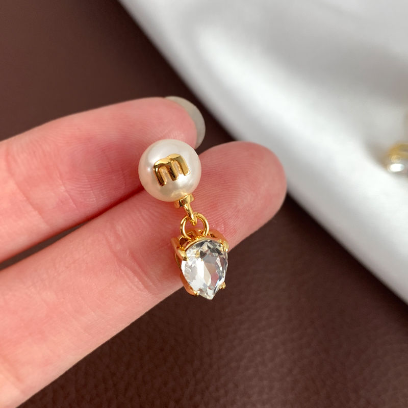 AOMIDIORレディーファッション高級感耳飾り 気質 精緻女性イヤリング EH0090