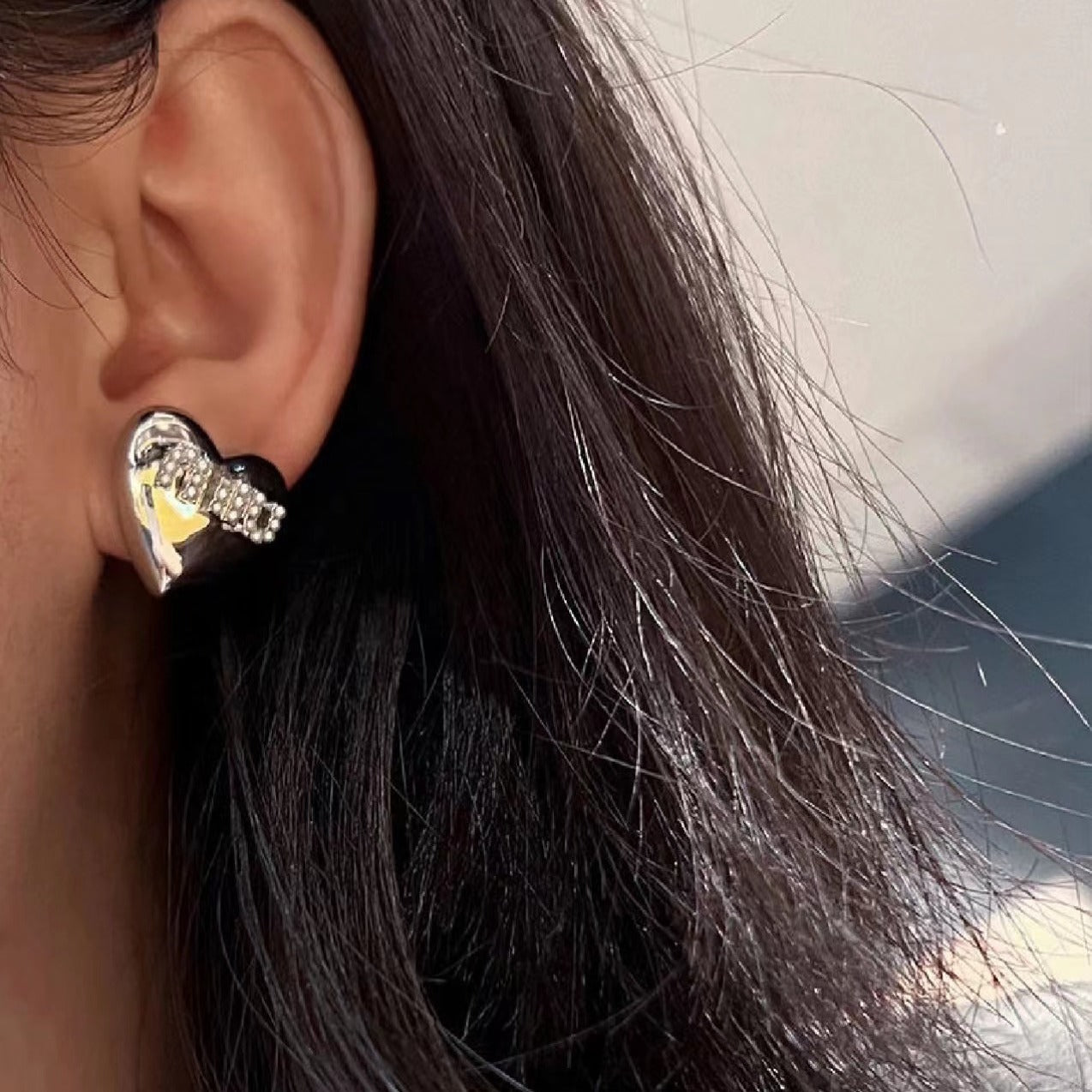 AOMIDIORレディーファッション高級感耳飾り 気質 精緻女性イヤリング EH0112