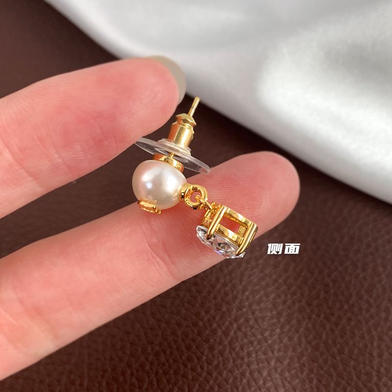 AOMIDIORレディーファッション高級感耳飾り 気質 精緻女性イヤリング EH0090