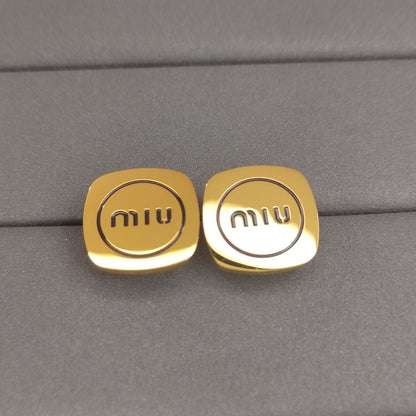 MiuMiu レディーファッション高級感耳飾り 気質 精緻女性イヤリング EH0178