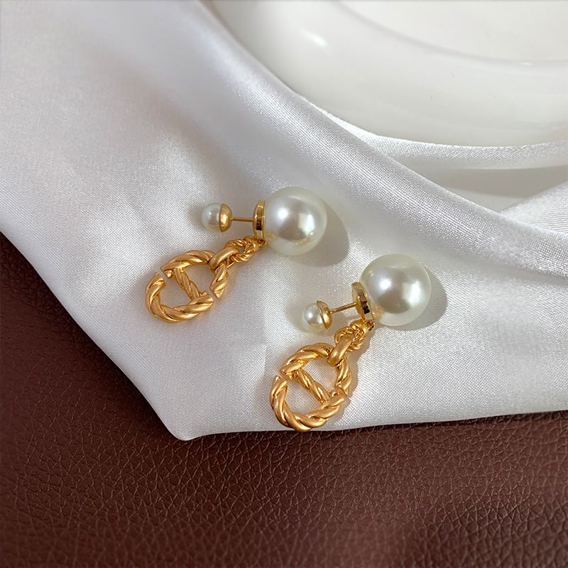 AOMIDIOR 女性イヤリング 高級感 気質 精緻真珠 レディーファッション耳飾り　