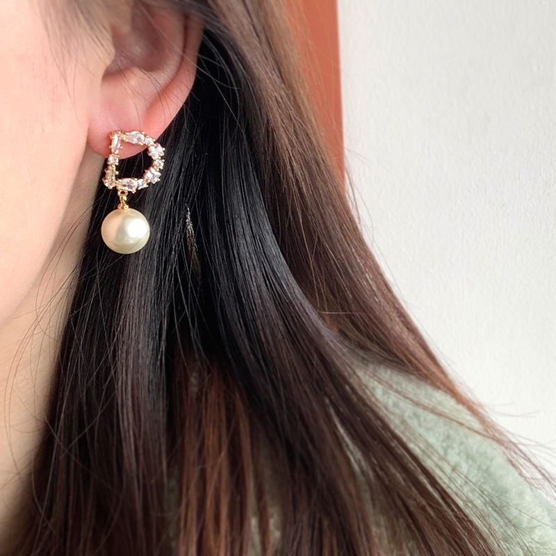 AOMIDIOR女性イヤリング 高級感 気質 精緻 レディーファッション耳飾り CDEH0098