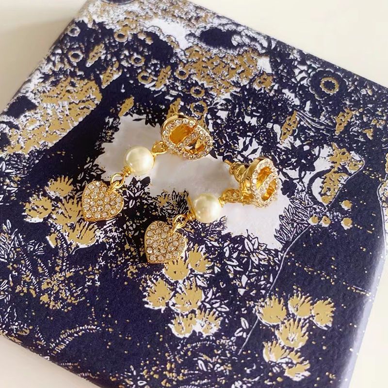 AOMIDIOR女性イヤリング 高級感 気質 精緻 レディーファッション耳飾り CDEH0082