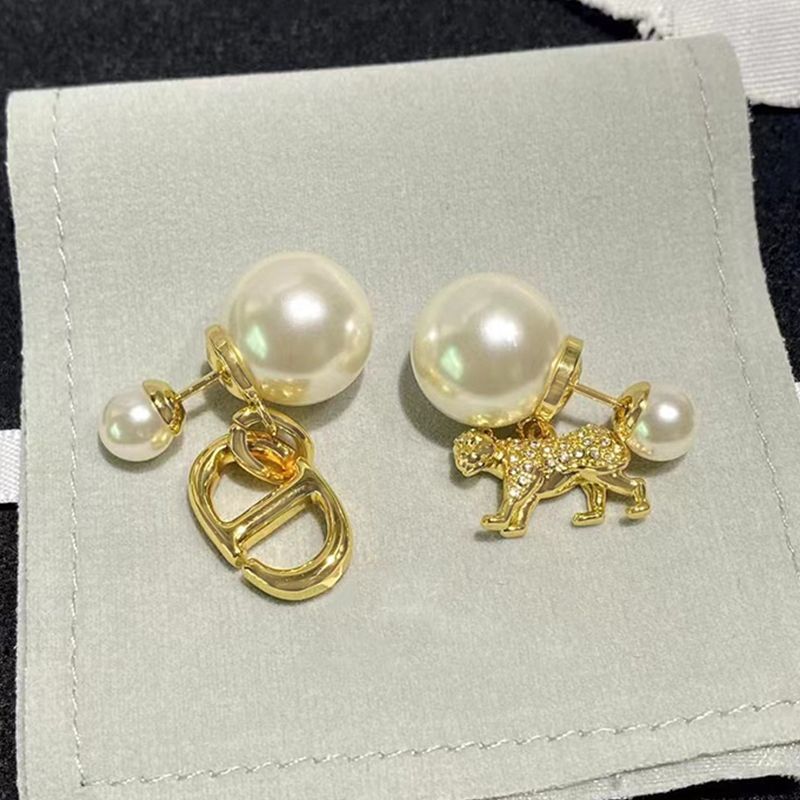 AOMIDIORレディーファッション高級感耳飾り 気質 精緻女性イヤリング EH0113