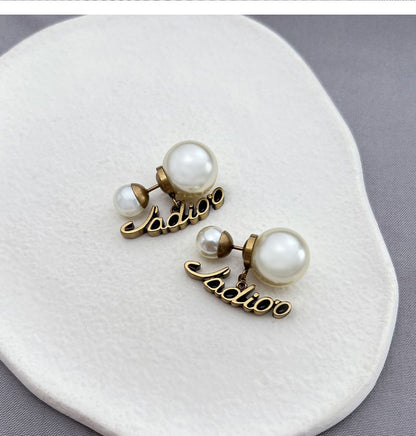 AOMIDIORレディーファッション高級感耳飾り 気質 精緻女性イヤリング EH0125