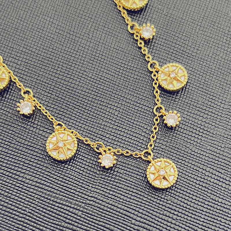 AOMIDIOR 女性ネックレス  気質 精緻 レディーファッション高級感鎖骨チェーン