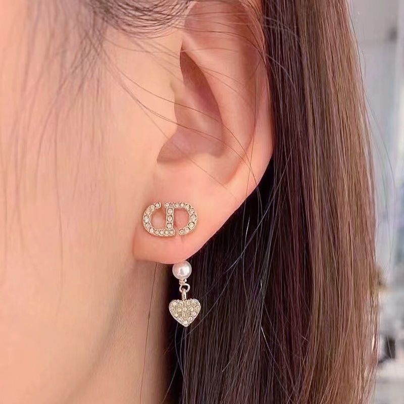 AOMIDIOR女性イヤリング 高級感 気質 精緻 レディーファッション耳飾り CDEH0082