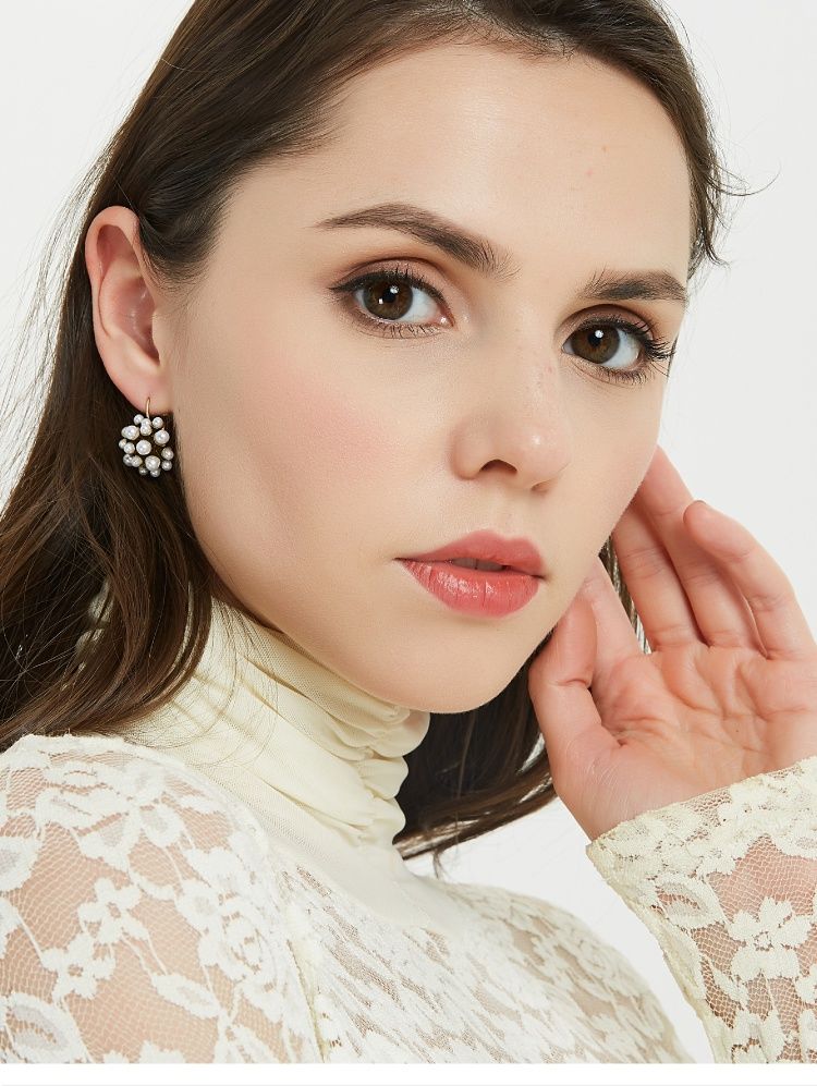 AOMIDIORレディーファッション高級感耳飾り 気質 精緻女性イヤリング EH0150