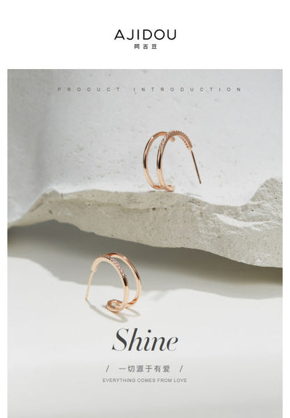 AJIDOU シンプル幾何学二重リング透かし彫りイヤリング贈り物
