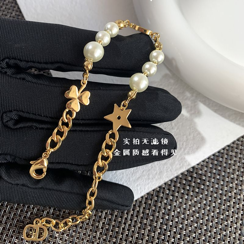 AOMIDIOR 女性ブレスレット 高級感 気質 精緻 レディーファッション手飾り