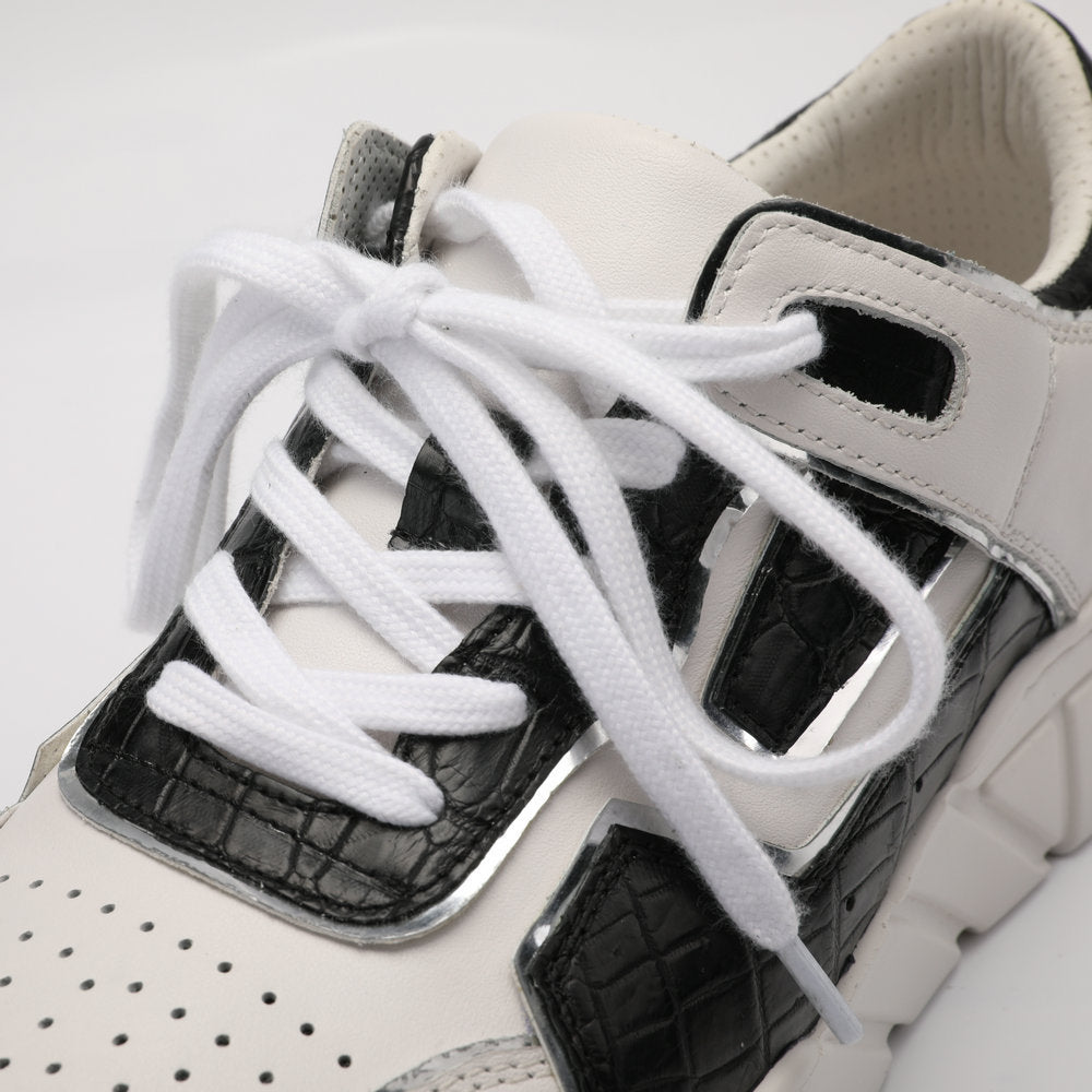 2023新品 ワニ腹の皮 メンズカジュアルシューズ 優れた通気性 ファッション厚底男性靴