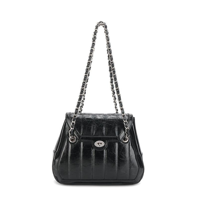 本革レディースバッグ小方バッグチェーンバッグショルダーバッグ斜めがけバッグ 何とでも合う