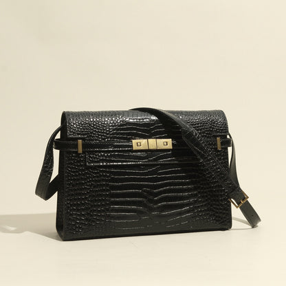 本革バッグファッションメッセンジャーバッグショルダーバッグ斜め掛けバッグ女性