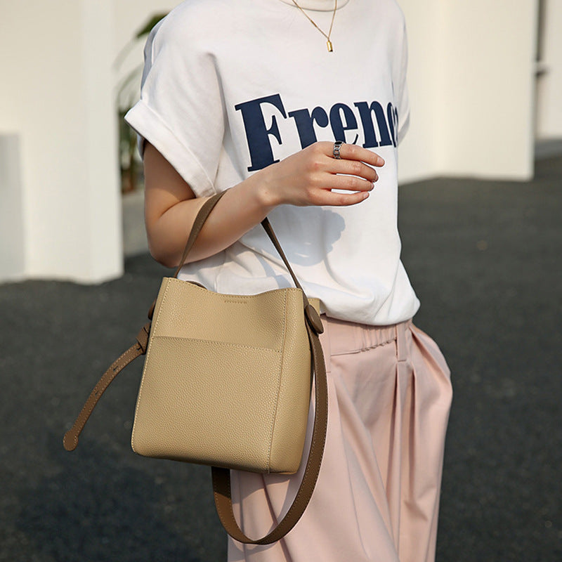 トートバッグ斜め掛けバッグレディースバッグ大容量牛革おしゃれ通勤わきの下バッグショルダーバッグ