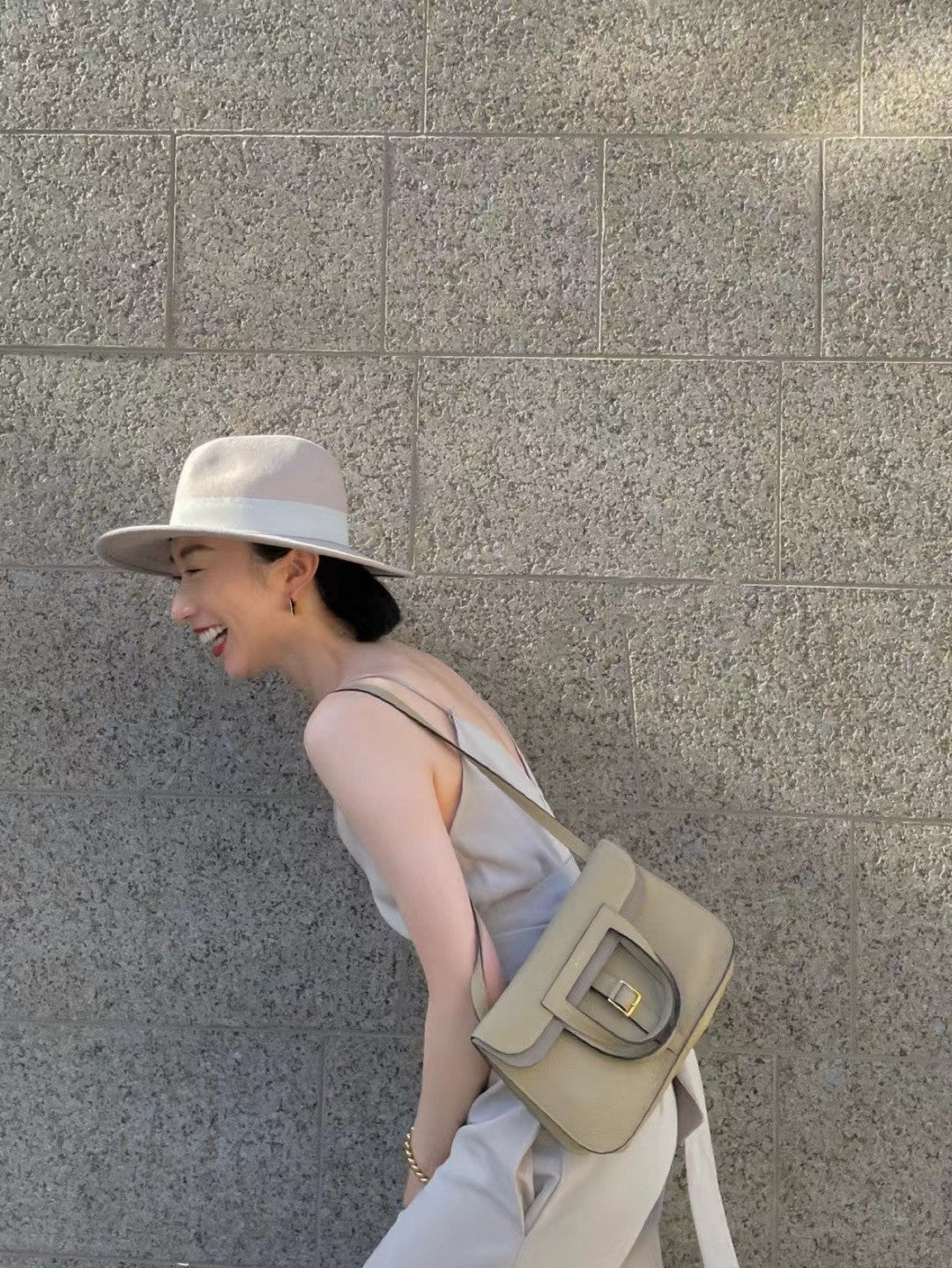 女性のハンドバッグ牛革ショルダーバッグバッグ牛革スクエアバッグエンベロープバッグ