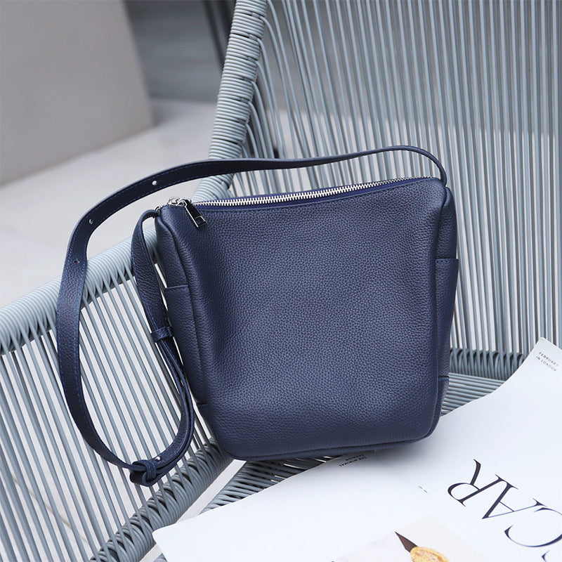 牛革ショルダーバッグトートバッグ大容量レディース斜め掛けバケツバッグ