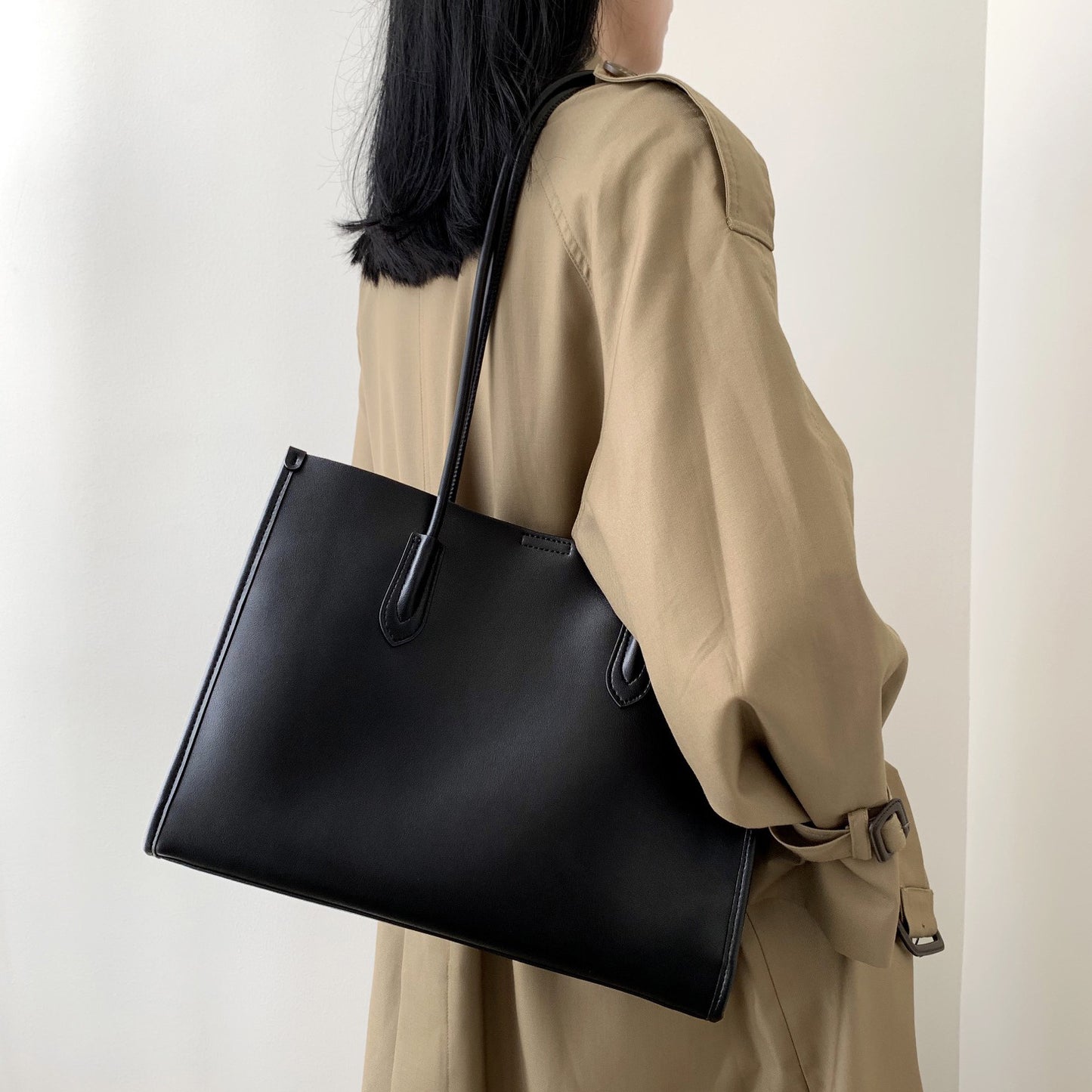トートバッグ大容量高級感牛革レディースバッグ通勤バッグ本革ショルダーバッグレディース