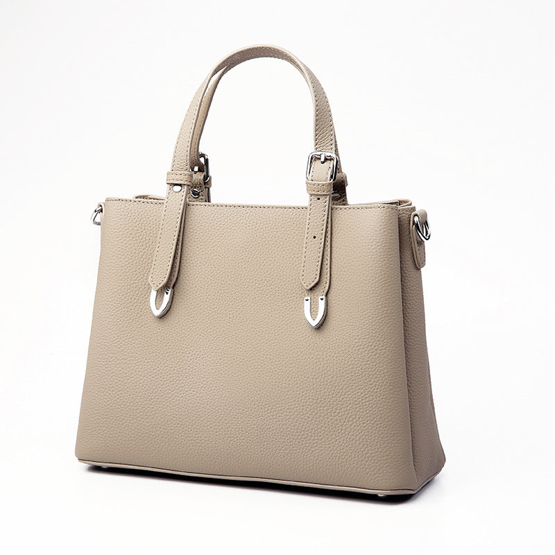 本革女性のハンドバッグ大容量ファッションショルダーバッグ何とでも合う 通勤OL