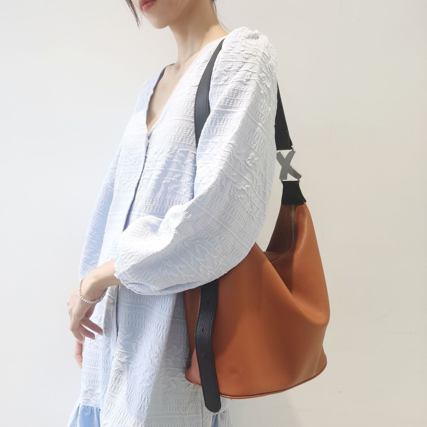 大容量ファッション女性用バッグ通勤本革レディース ショルダーバッグ斜めがけバッグ