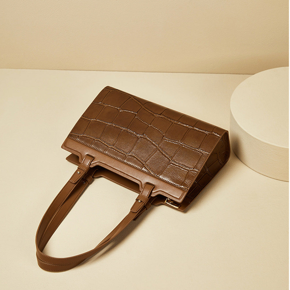 牛革ぎゅうかわ 女性バッグショルダーバッグ通勤手提げレトロバッグ何とでも合うトートバッグ