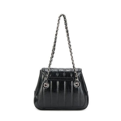 本革レディースバッグ小方バッグチェーンバッグショルダーバッグ斜めがけバッグ 何とでも合う